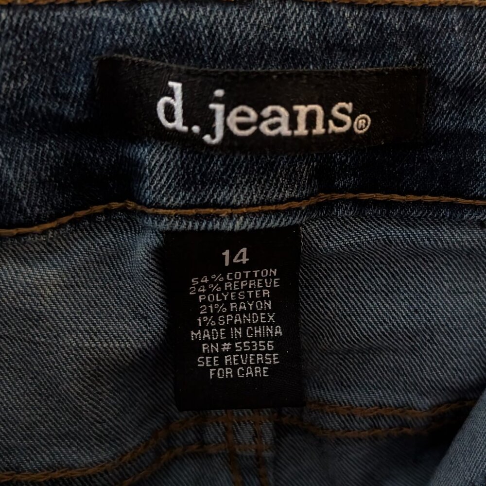 NWT Women's D.Jeans Distressed Cuffed Jeans Sz 14 - Picture 2 of 6